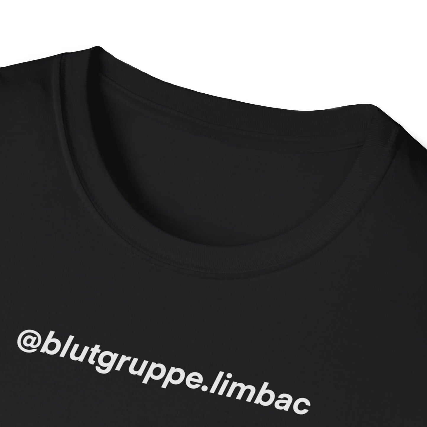 blutgruppe.limbac Basic T-Shirt